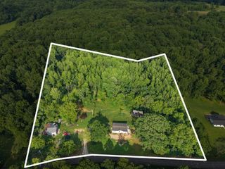 1098 Ewing Albright Rd, Ashland City, TN 37015