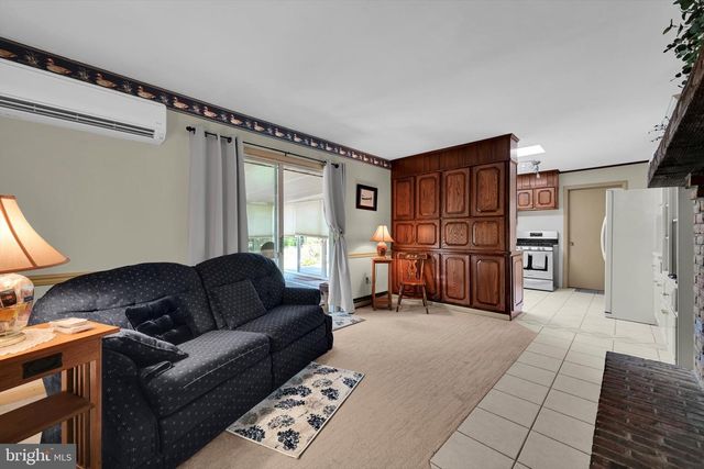 3 OAK LN, Strasburg, PA 17579
