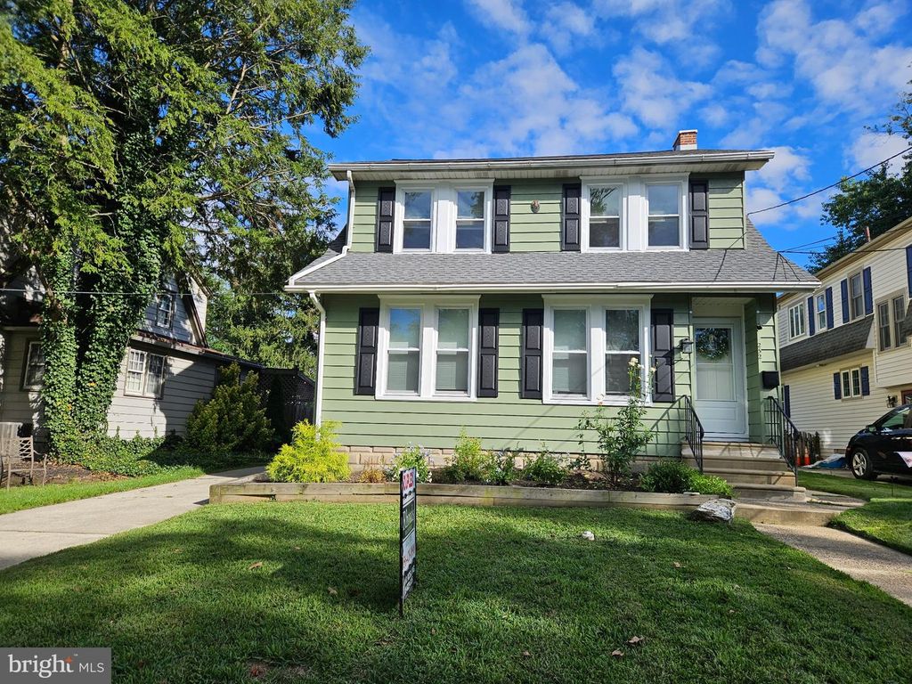 252 RHOADS AVE, Haddonfield, NJ 08033