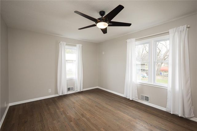 6036 Goodman Street, Merriam, KS 66202