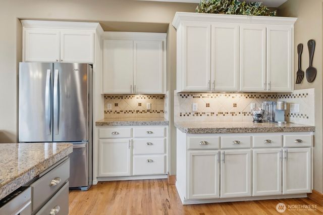 2222 29th Avenue Ct SW, Puyallup, WA 98373