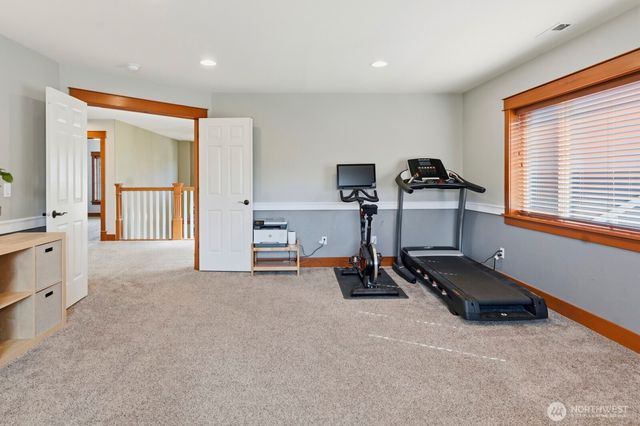 2222 29th Avenue Ct SW, Puyallup, WA 98373