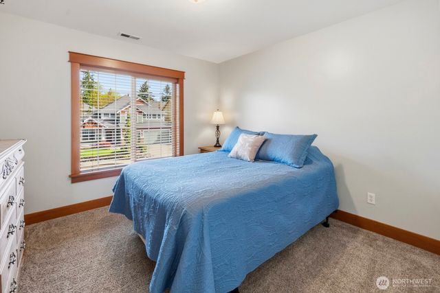 2222 29th Avenue Ct SW, Puyallup, WA 98373