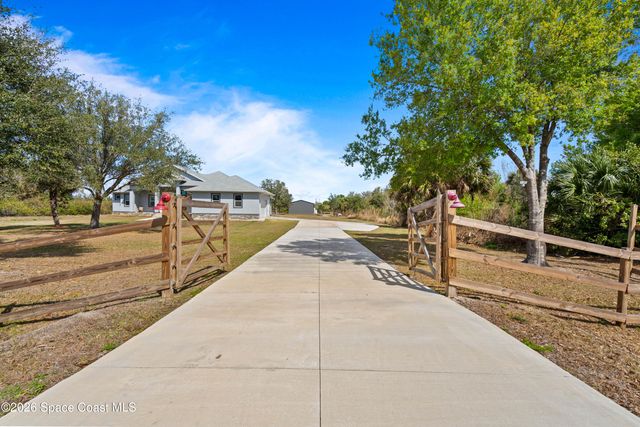 340 Stallion Street, Palm Bay, FL 32909