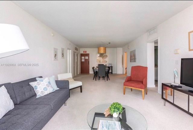 4001 S Ocean Dr 5M, Hollywood, FL 33019