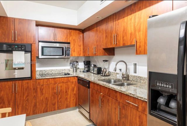 4001 S Ocean Dr 5M, Hollywood, FL 33019