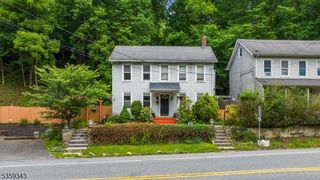 991 S Main St, Phillipsburg Town, NJ 08865