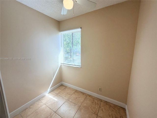 109 Gardens Dr 203, Pompano Beach, FL 33069