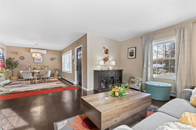 10 Helin Road, Hopewell Junction, NY 12533