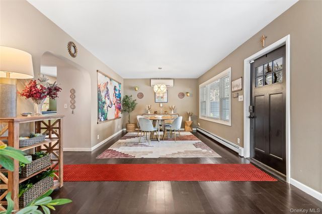 10 Helin Road, Hopewell Junction, NY 12533