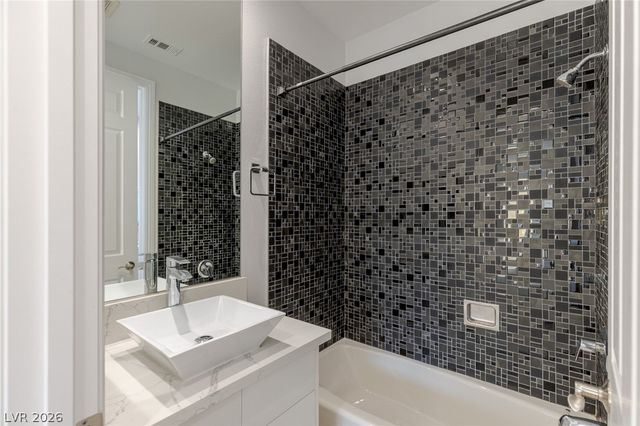 1353 River Spey Avenue, Henderson, NV 89012