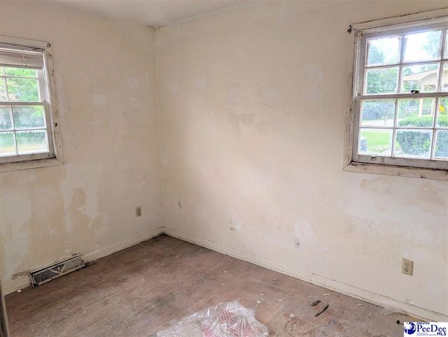 510 S 8th Street, Hartsville, SC 29550