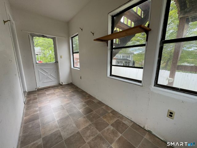 310-312 Derby Avenue, Derby, CT 06418