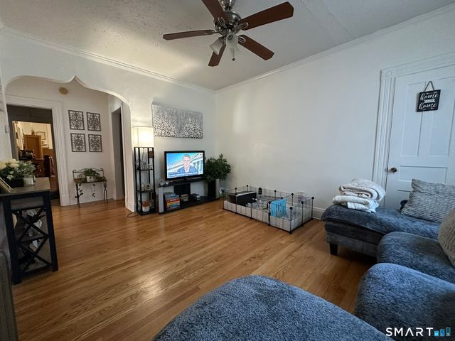 310-312 Derby Avenue, Derby, CT 06418