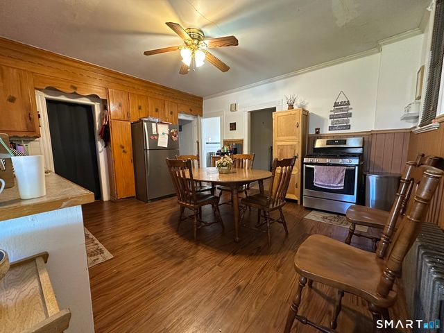 310-312 Derby Avenue, Derby, CT 06418