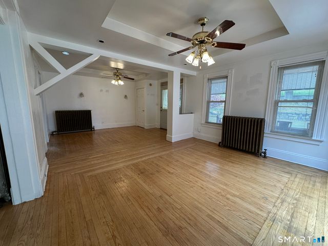 310-312 Derby Avenue, Derby, CT 06418