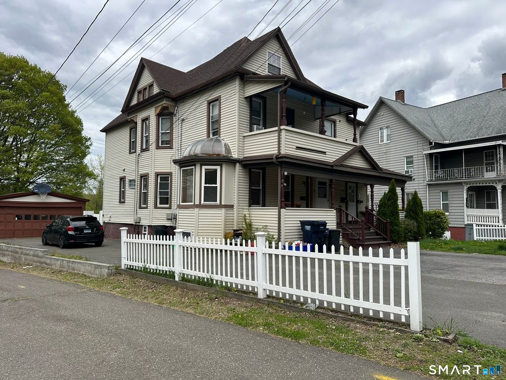 310-312 Derby Avenue, Derby, CT 06418