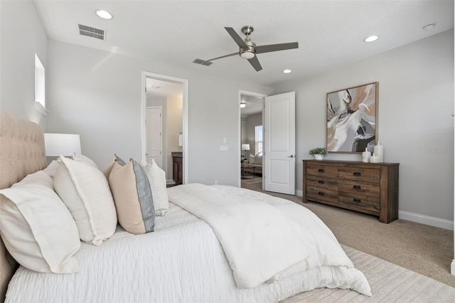 8863 LAUREATE BOULEVARD, Orlando, FL 32827