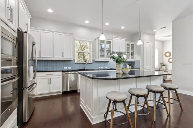 8863 LAUREATE BOULEVARD, Orlando, FL 32827