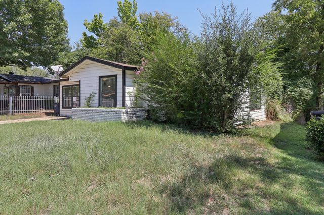3775 CASTLEMAN Street, Fort Worth, TX 76119