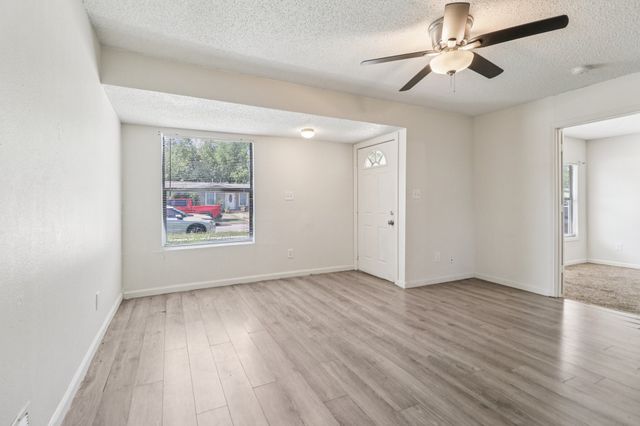 3775 CASTLEMAN Street, Fort Worth, TX 76119