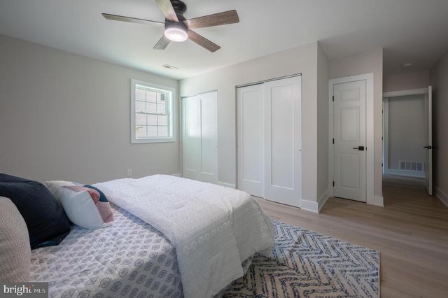 1976 GREENTREE RD, Cherry Hill, NJ 08003