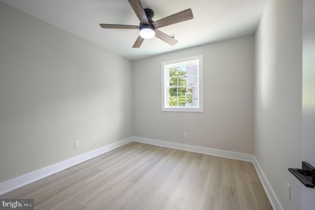 1976 GREENTREE RD, Cherry Hill, NJ 08003