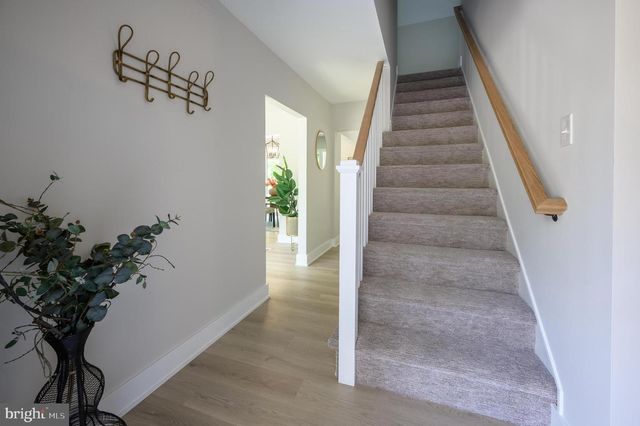 1976 GREENTREE RD, Cherry Hill, NJ 08003