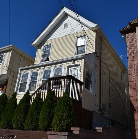 345 Forest St, Kearny Town, NJ 07032