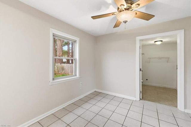 8037 Crescent RD, Norfolk, VA 23505