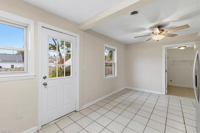 8037 Crescent RD, Norfolk, VA 23505