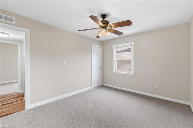 8037 Crescent RD, Norfolk, VA 23505