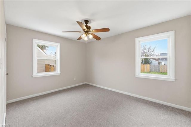 8037 Crescent RD, Norfolk, VA 23505