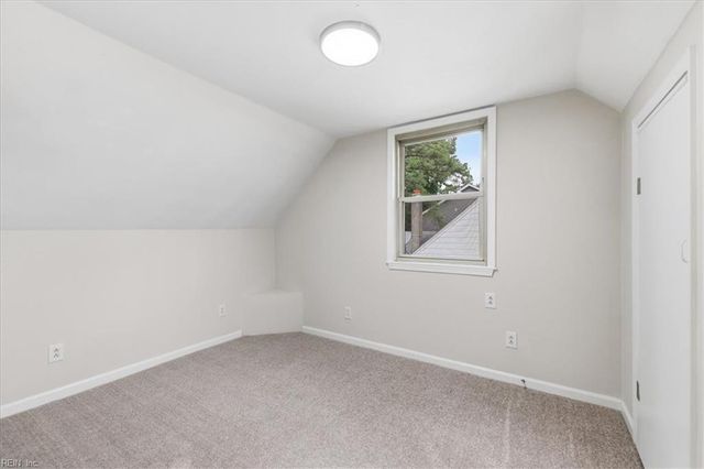 8037 Crescent RD, Norfolk, VA 23505