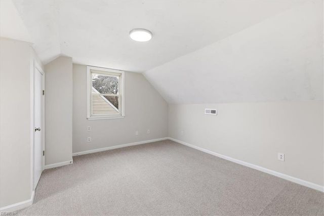 8037 Crescent RD, Norfolk, VA 23505