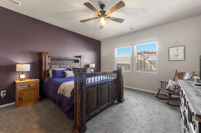 10825 Sabino Loop SW, Albuquerque, NM 87121