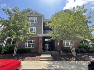 8121 Lenox Creekside Dr # O-13, Antioch, TN 37013