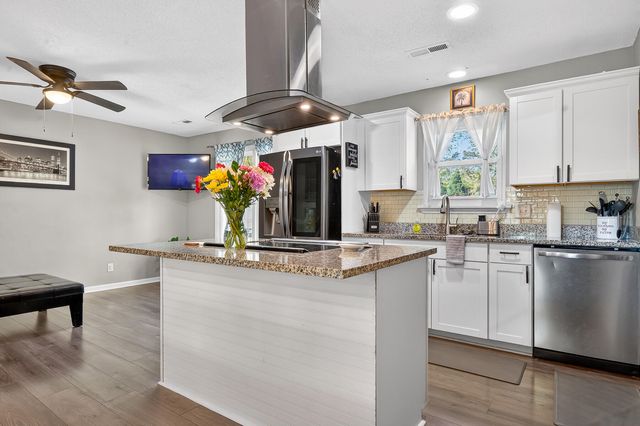 122 Harvey Avenue, Goose Creek, SC 29445