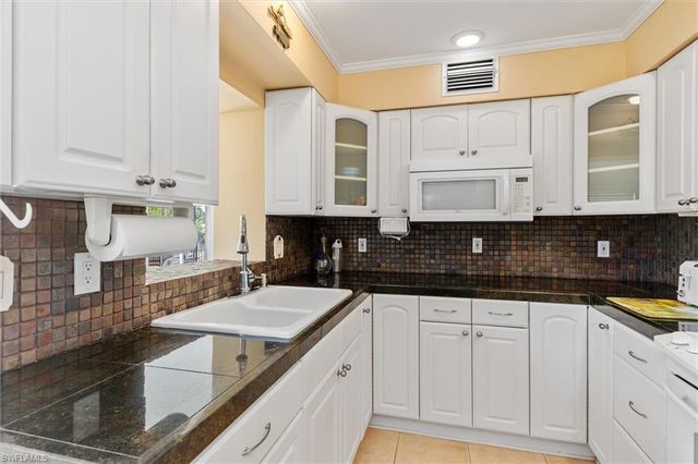 775 Palmetto DR NE, Port Charlotte, FL 33952