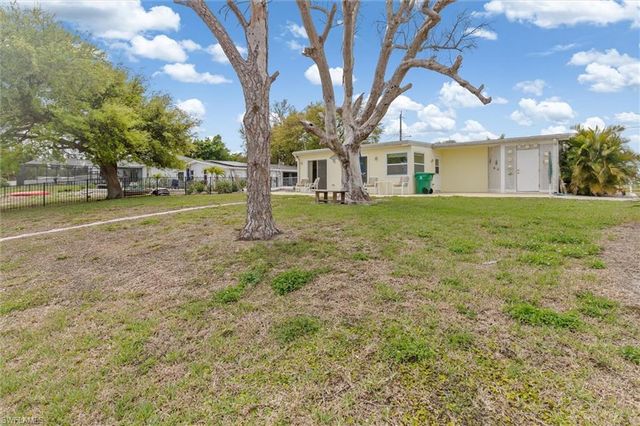 775 Palmetto DR NE, Port Charlotte, FL 33952