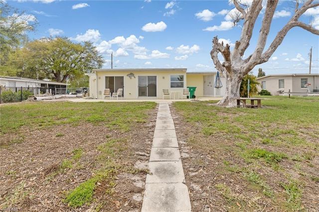 775 Palmetto DR NE, Port Charlotte, FL 33952