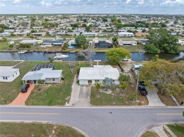 775 Palmetto DR NE, Port Charlotte, FL 33952