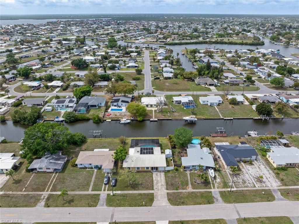 775 Palmetto DR NE, Port Charlotte, FL 33952