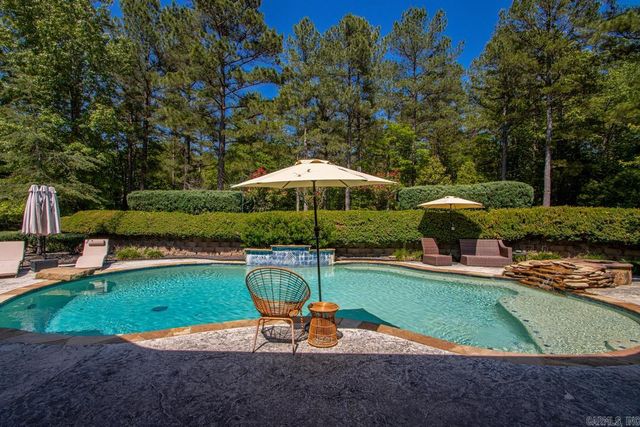 8414 Keystone Cove, Alexander, AR 72002
