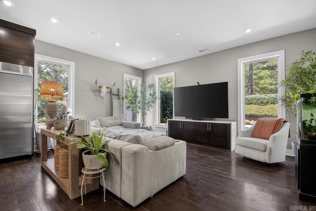8414 Keystone Cove, Alexander, AR 72002