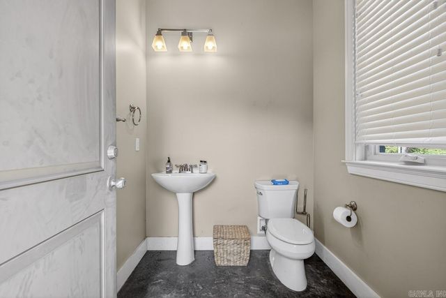 8414 Keystone Cove, Alexander, AR 72002