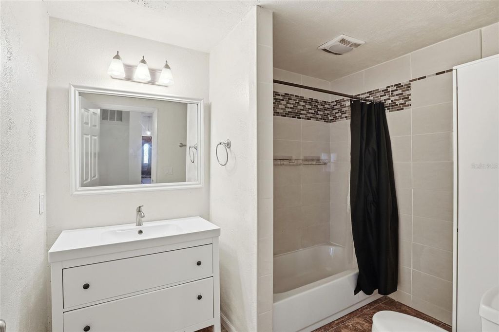 Image 22 of property listing at 5980 ED HARRIS COURT, St Cloud, FL 34771