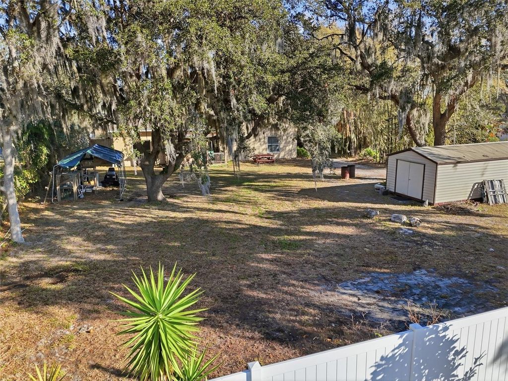 Image 37 of property listing at 5980 ED HARRIS COURT, St Cloud, FL 34771