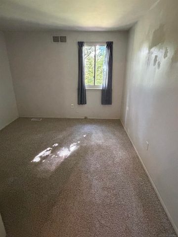 37688 Charter Oaks Boulevard, Clinton Township, MI 48036