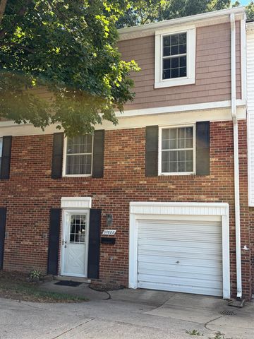 37688 Charter Oaks Boulevard, Clinton Township, MI 48036